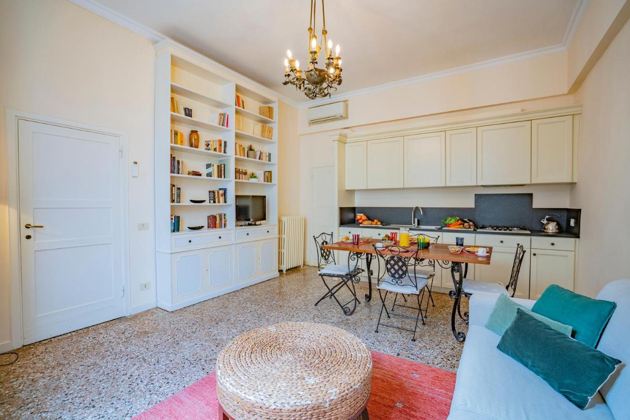 Ca' Grassi 2 Charming Balcony Appartement Venetië Buitenkant foto